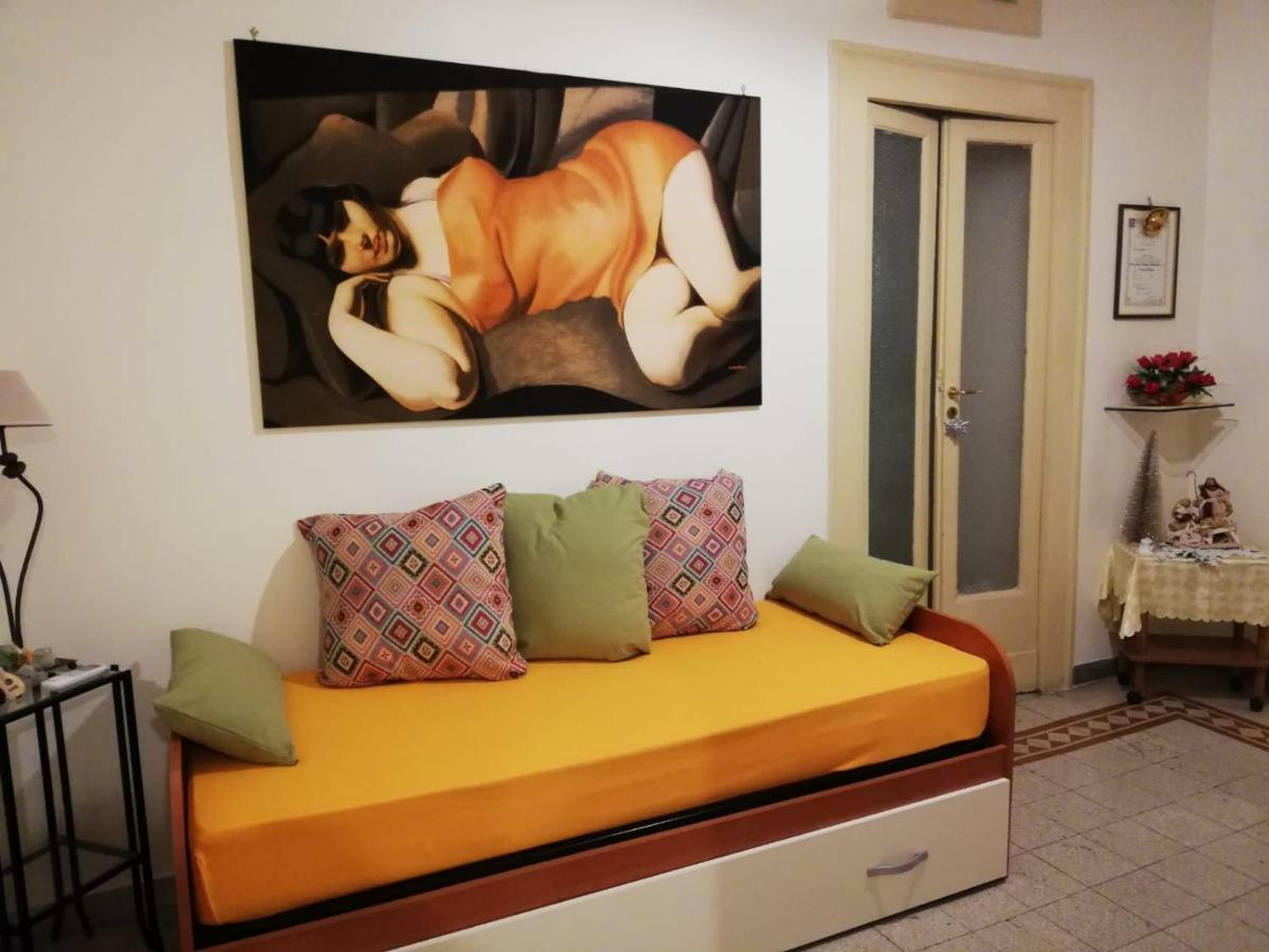 Apartamento Casa Lillina A Toledo , Near Piazza Del Plebiscito Nápoles Exterior foto